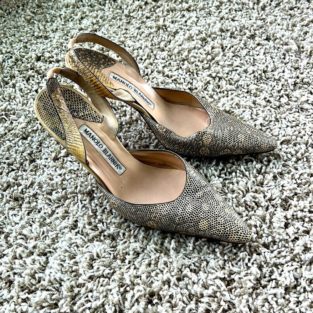 MANOLO BLAHNIK. Sling Back size 6.5